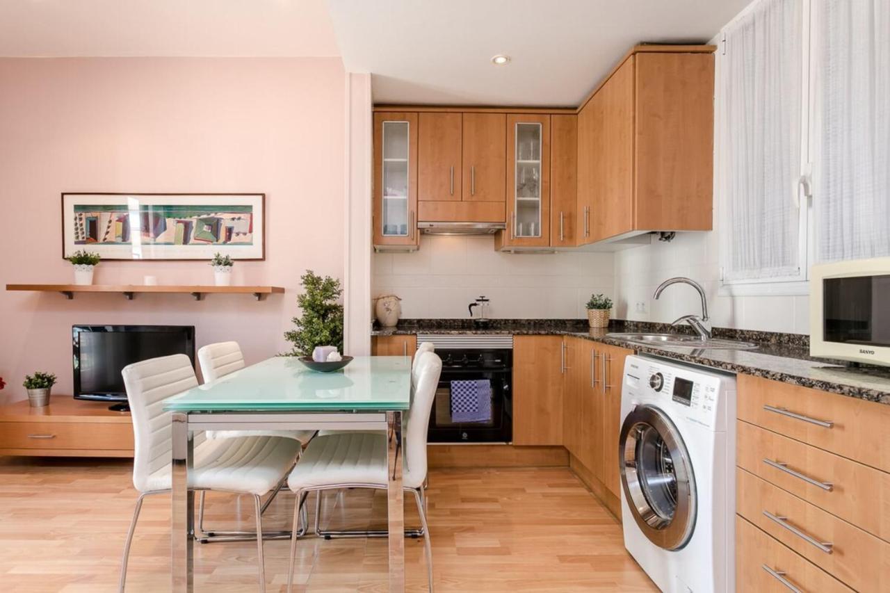 Fantastic 2 Bedroom 5 Minutes By Car From Plaza Catalunya バルセロナ エクステリア 写真