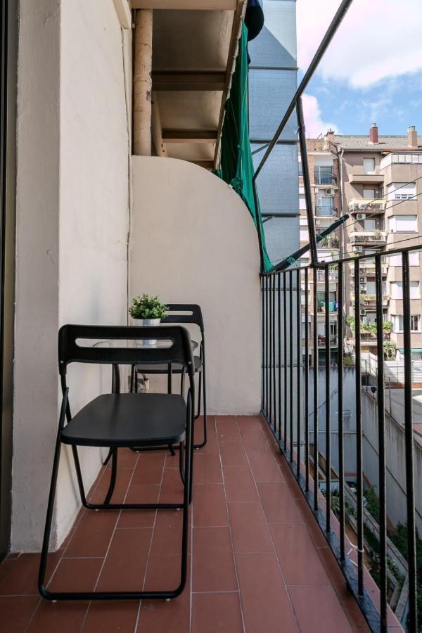 Fantastic 2 Bedroom 5 Minutes By Car From Plaza Catalunya バルセロナ エクステリア 写真