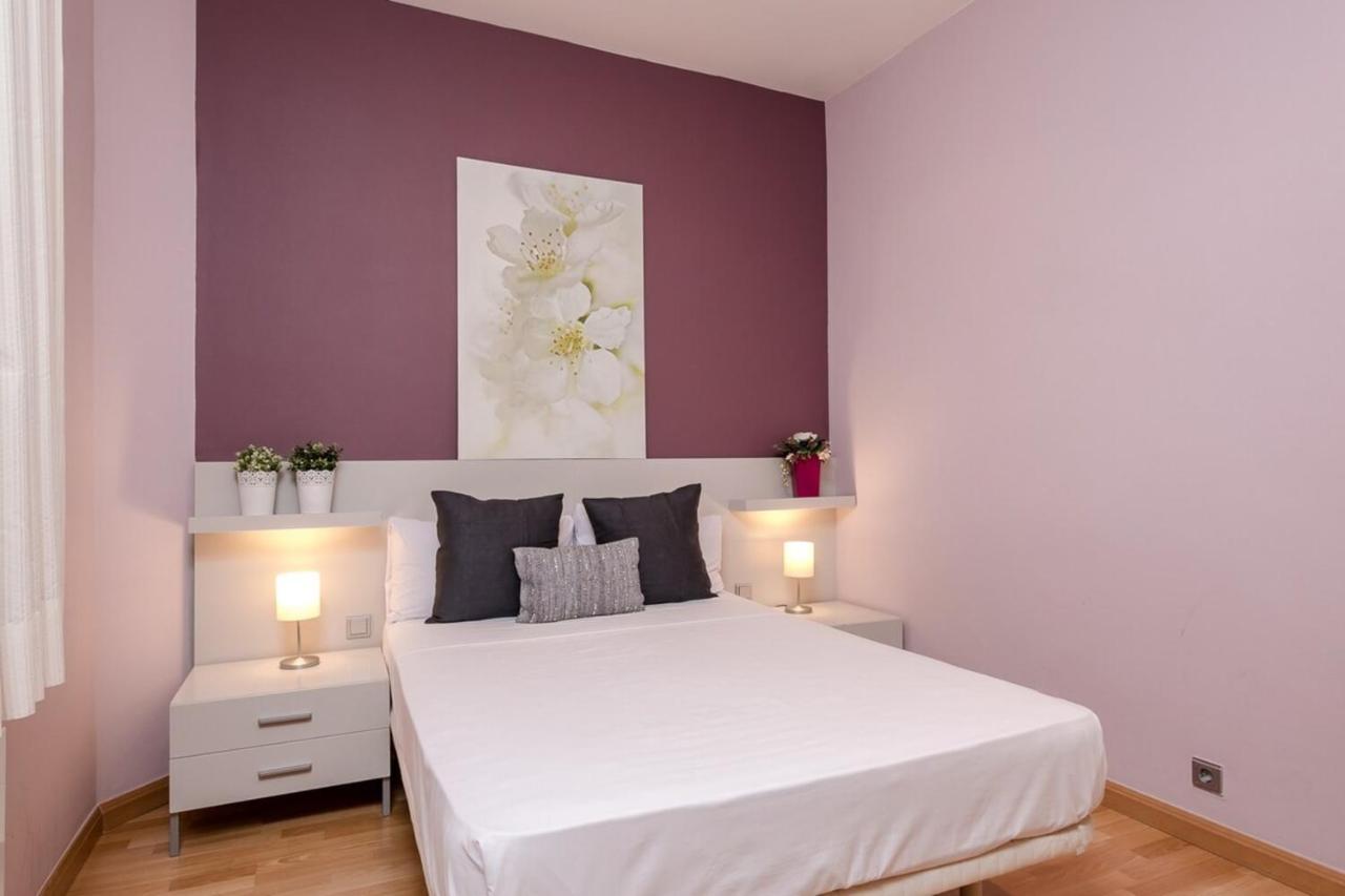 Fantastic 2 Bedroom 5 Minutes By Car From Plaza Catalunya バルセロナ エクステリア 写真