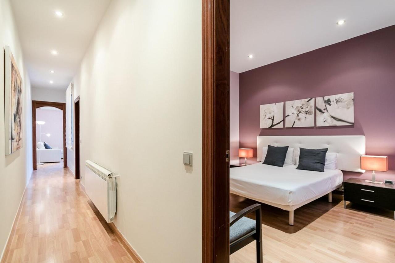 Fantastic 2 Bedroom 5 Minutes By Car From Plaza Catalunya バルセロナ エクステリア 写真